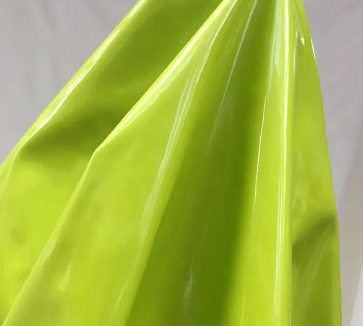 Ярко-зеленая полиуретановая ткань эластичная волшебный цвет одежда из ТПУ