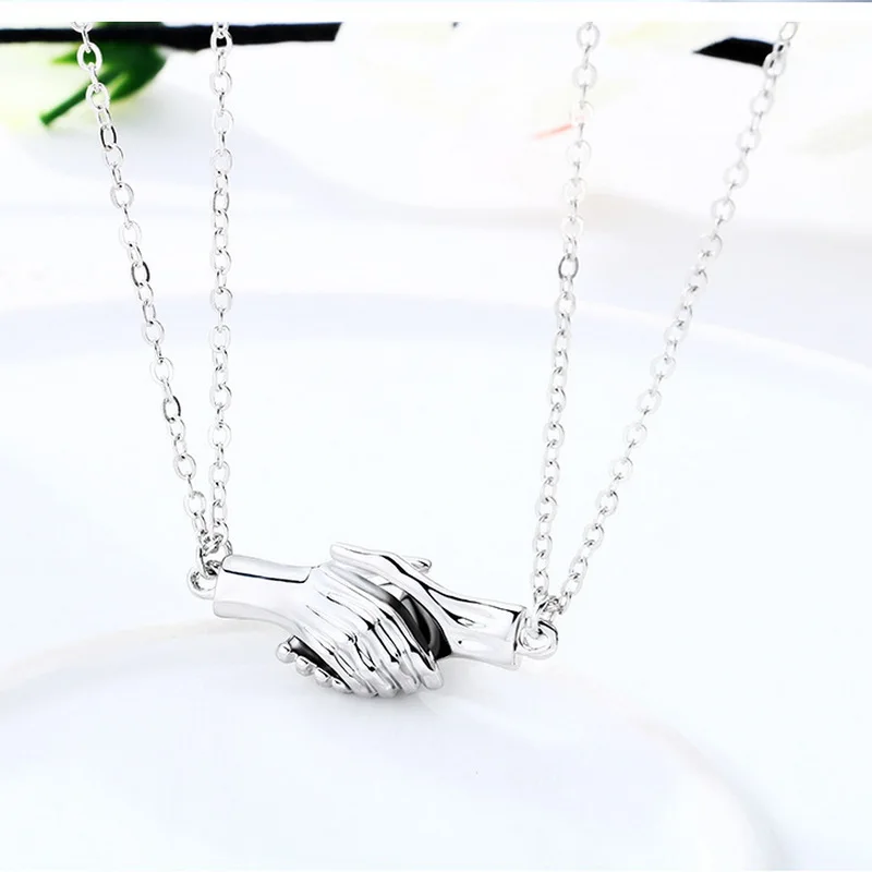 

2 Pieces/Set Magnetic Heart Pendant Necklaces Fashion Black Rope Chain Couple Necklace Jewelry Anniversary for Best Friends