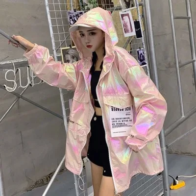 Розовый Harajuku Женская красочная Повседневная куртка летняя Блестящая Глянцевая куртка с капюшоном Солнцезащитная верхняя одежда серебристо-белый розовый верхняя одежда плюс размер Femme - Цвет: Розовый
