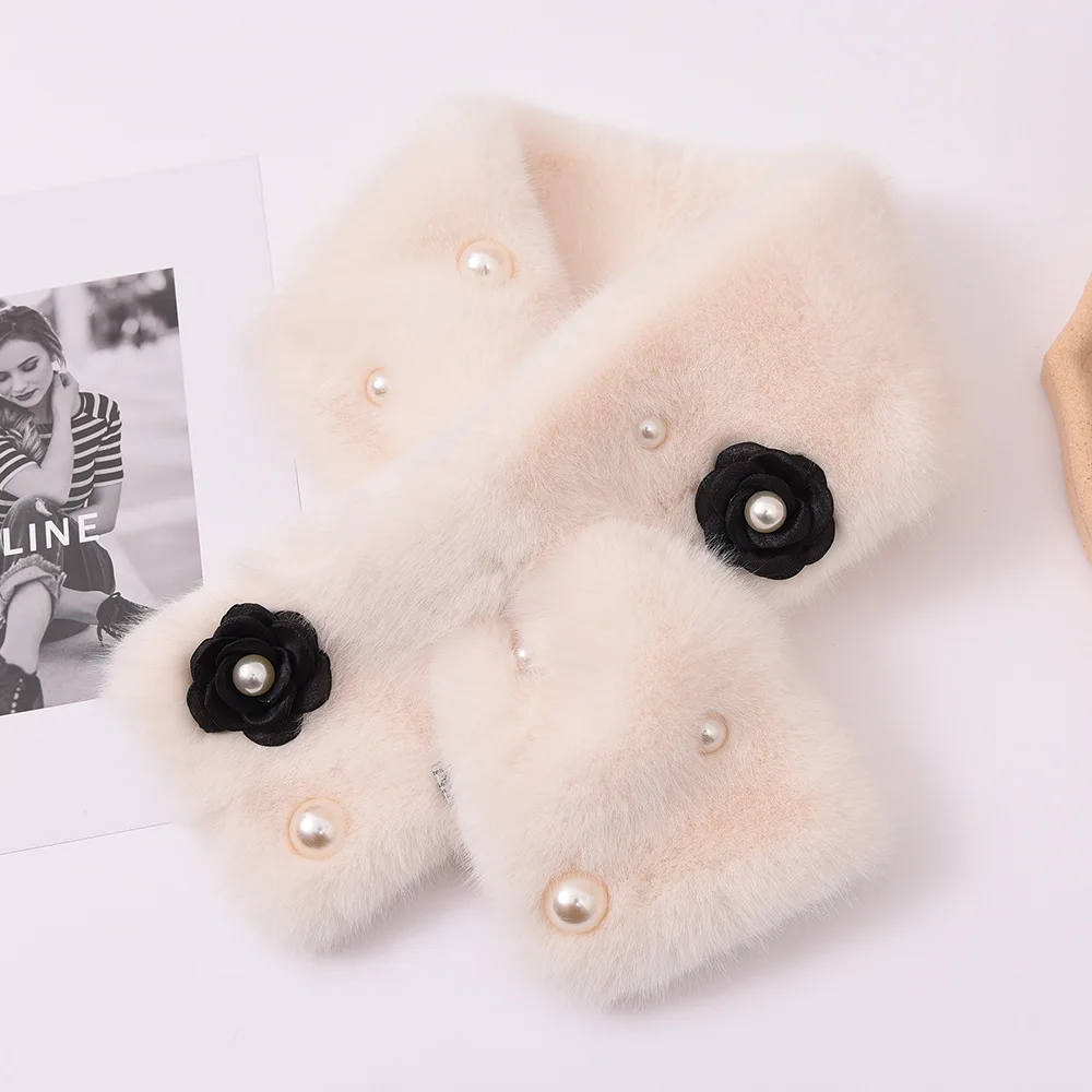 

2021 new flower scarf women's winter plush plush warm scarf White
