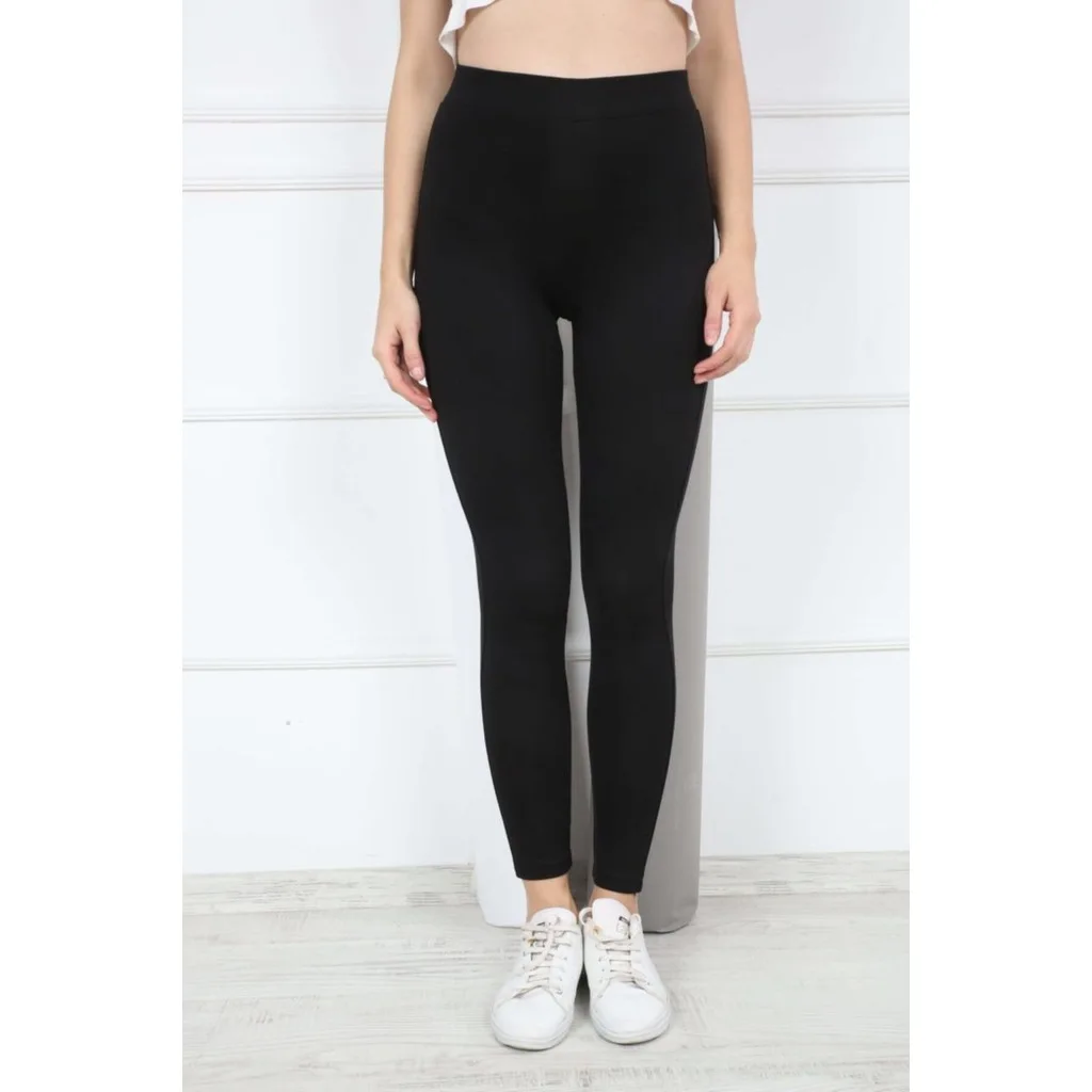 Women Black Steel Interlock Plain Tights 399