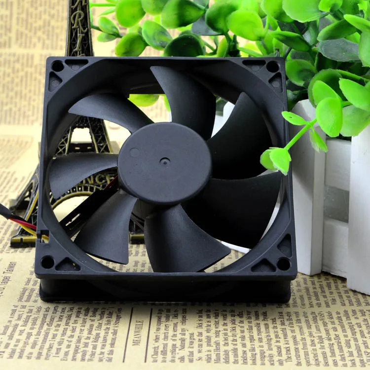

NEW 9025 12V 0.54A 9 mgt9212ub-r25 Motor protection cooling
