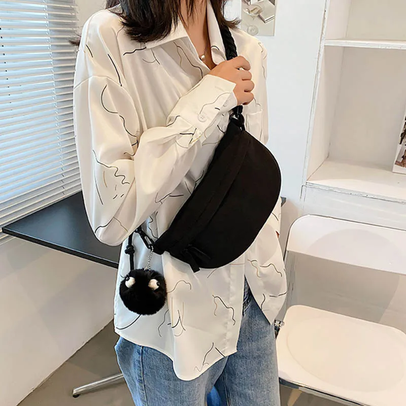 

2021 Summer Lightweight Messenger Bags Ladies Fashion Retro Dumpling Bag High-Quality Leather Mini Chest Bags Simple Sports Bag