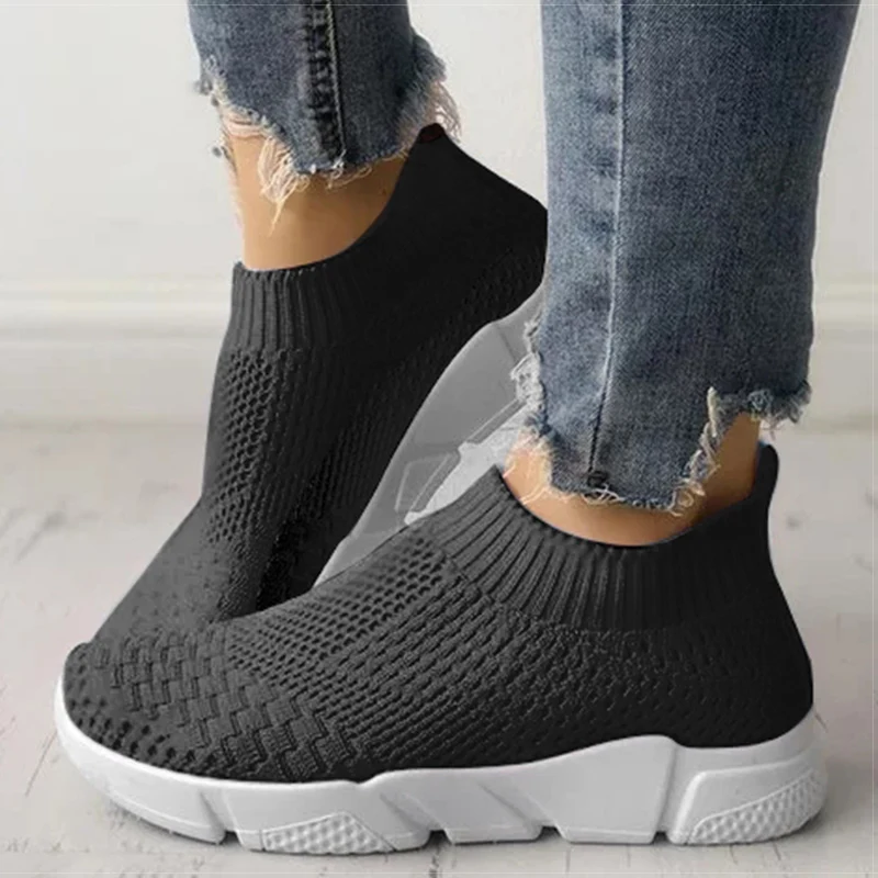 

Women Shoes Slip On White Sneakers For Women Vulcanize Shoes Basket Femme Super Light Women Casual Shoes Chunky Sneakers