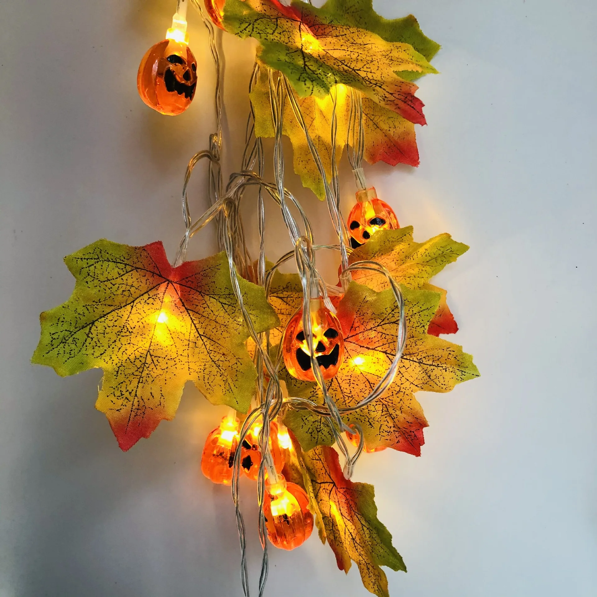 

LED Halloween Pumpkin and Maple Leaf String Lights Indoor and Outdoor Decorations Suitable for Christmas Thanksgiving Parties