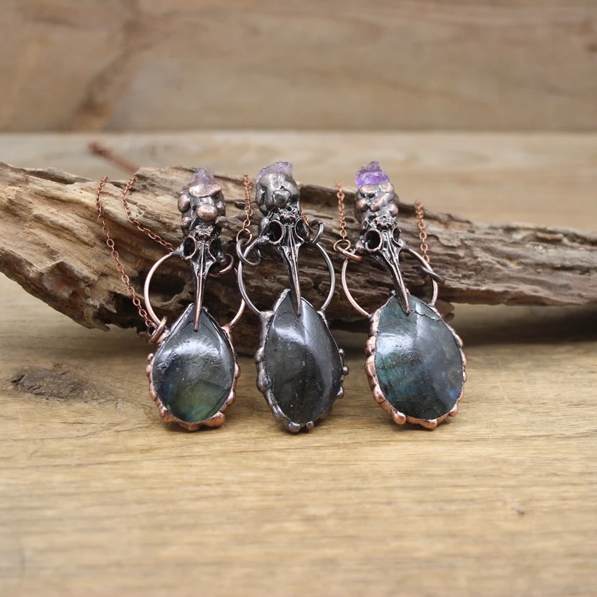 

Flash Labradorite Molten Soldered Antique Copper Pendants,BOHO Bronze Meditation Necklace Retro Jewelry,QC3056