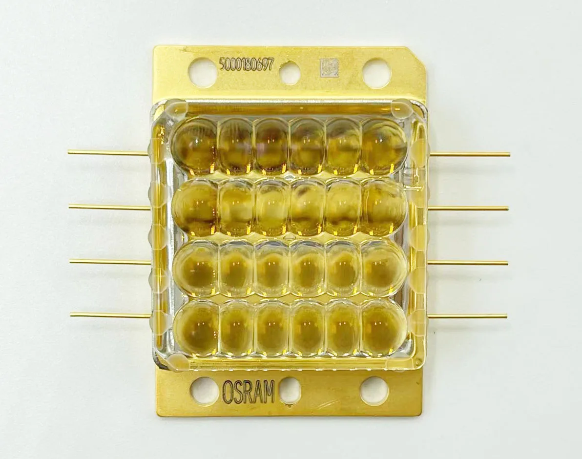 105 Вт ~ NUBM36 95 NUBM31T 85 PLPM4L 450B 74 NUBM35 синий 455nm лазерный диодный массив|Эффект освещения