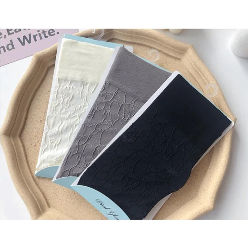 

Spring Vintage Stocking Women Lace Thigh High Socks Autumn Harajuku Embroidery Lolita White Gothic Basic Long Socks Girls PJ265