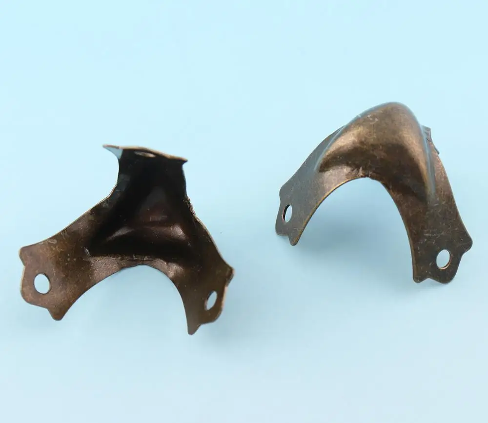 

Metal Box Corners Wooden Case Corner Protector Embossed Furniture Decorative Corners Bracket Bronze Protector Retro Case