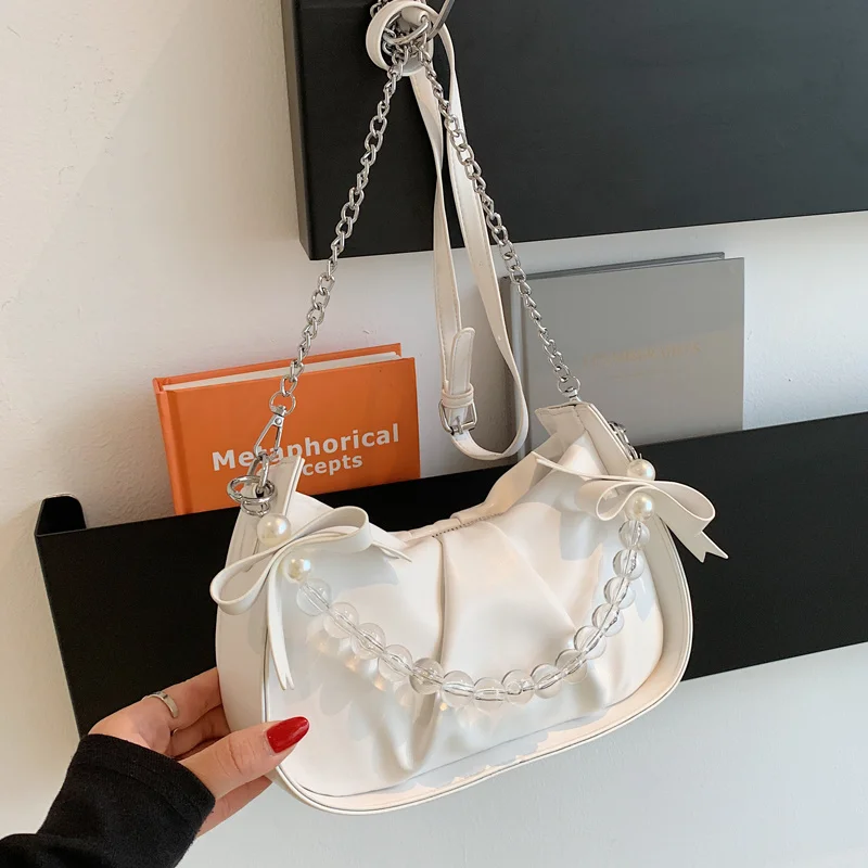 

Beibao является популярным в этом году. Xiaobao-новая женская мода на лето 2021. Это модно. Он сложен. Это подмышки.