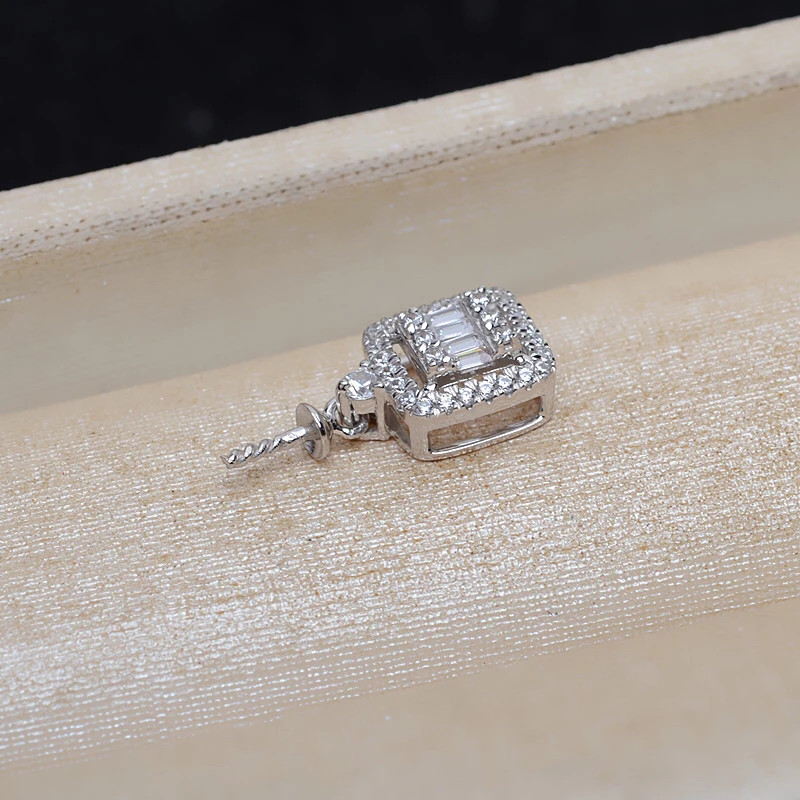 Рисунок 4 - Подвеска из настоящего белого золота AU750 18K