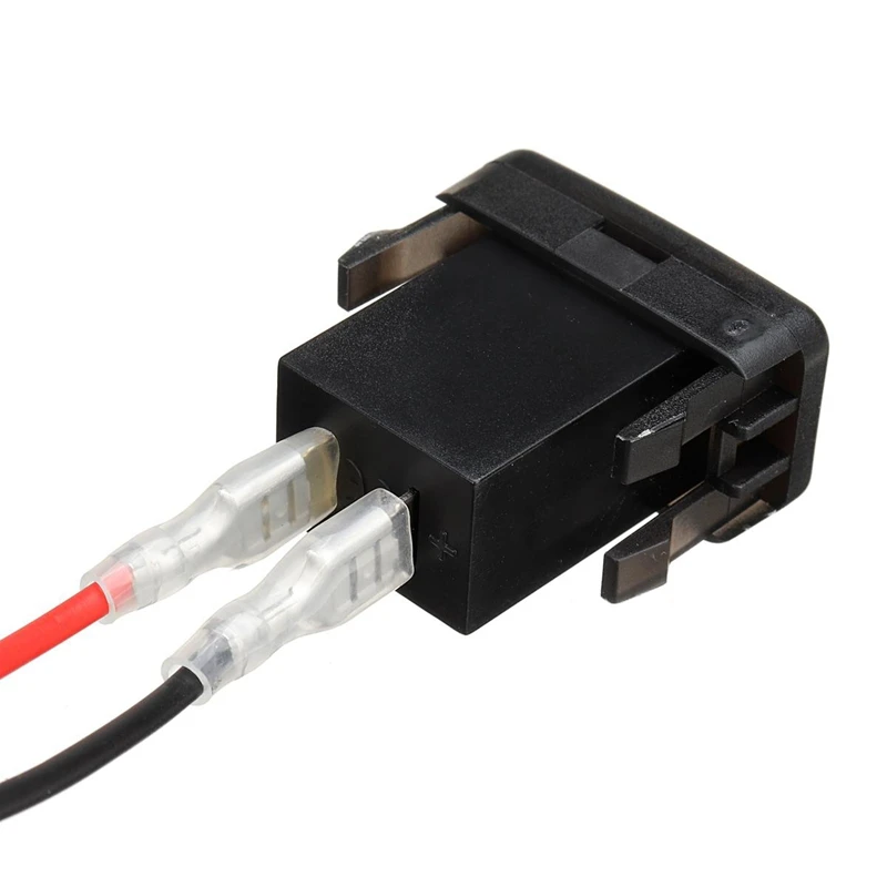 

Car Type-C+PD QC3.0 Charger Dual USB Adapter Dashboard Socket Voltmeter for Landcruiser Prado FJ Cruiser Hiace RAV4