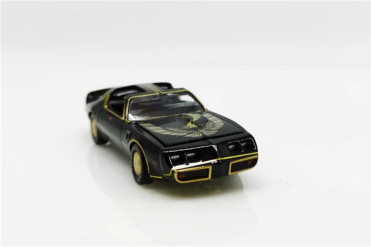 Greenlight 1:64 1980 Pontiac Firebird Trans Am T/A Turbo 4.9L Smokey and the Bandit II без коробки |