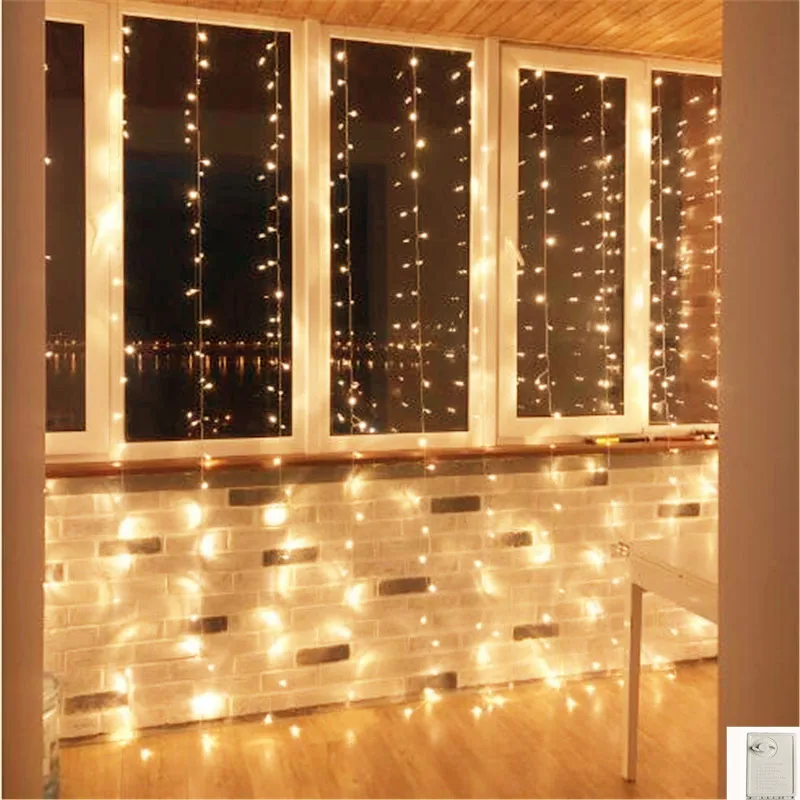 

Светодиодная гирлянсветильник в виде сосулек, 220 В, 4 х3 м