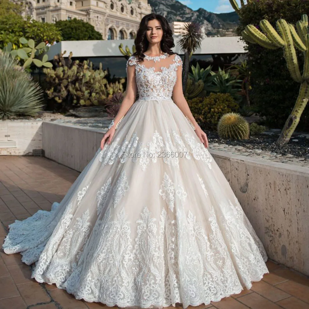 

Beading Sequined Appliques Princess Ball Gown Wedding Dresses Long Sleeve Robe Mariee O-neck Buttons Bridal Dress Made China