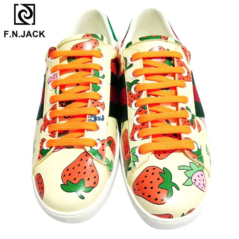 

Ботинки мужские из натуральной кожи, на резиновой подошве, белые