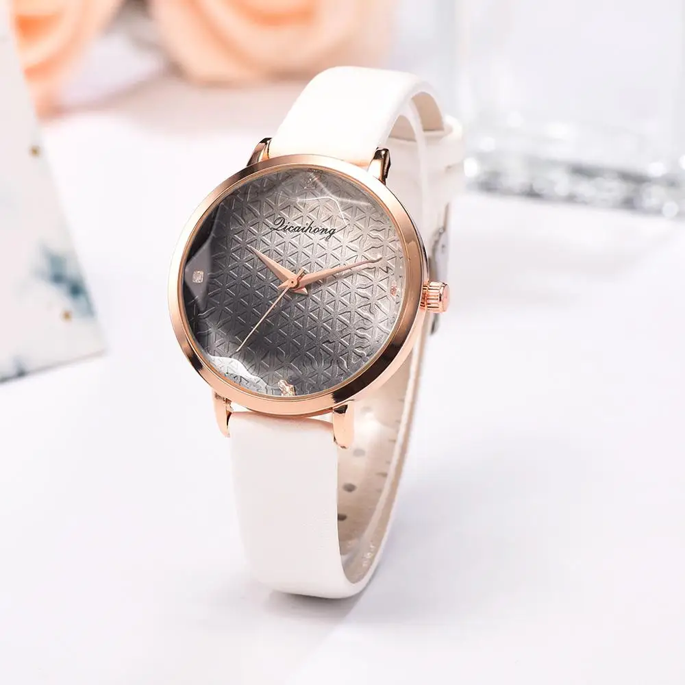 Женские наручные часы Reloj Mujer простой градиентный циферблат с бриллиантом ультра