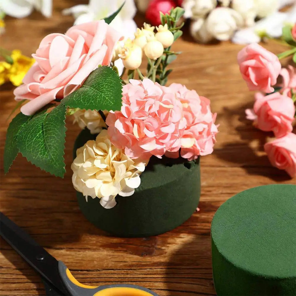 

12pcs Wet Floral Foam Round Flower Arrangement Kit Green Wet Foam Block Wedding Aisle Flower Party Decoration Florist Supply