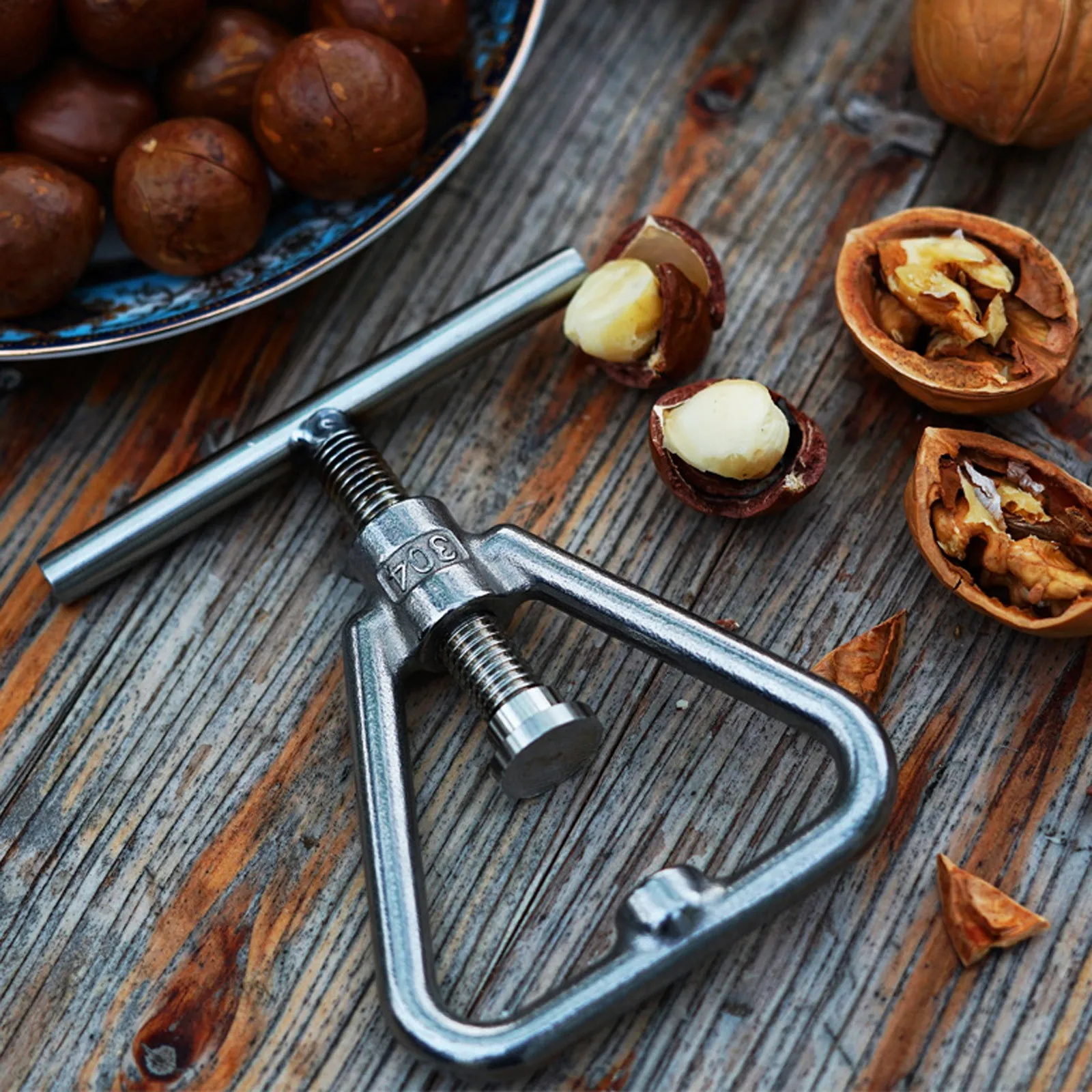 

Metal Walnut Clip Peeler Nut Macadamia Multifunctional Household Fruit Nut Opener Nutcracker Kitchen Accessories Manual Tools
