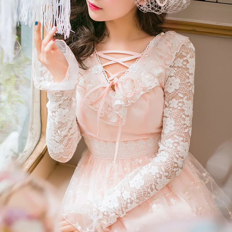 Женская одежда яркого дождя тонкое кружевное платье с рукавом-бабочкой