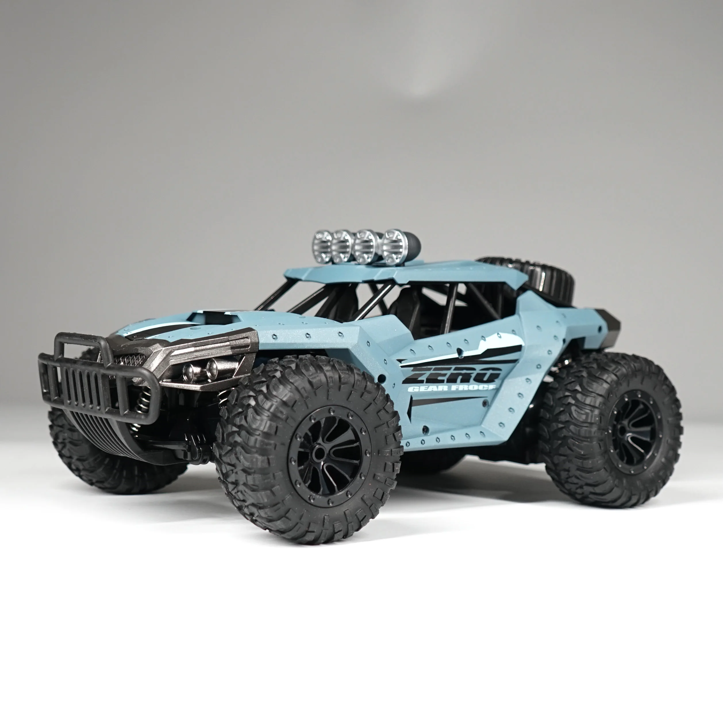 Радиоуправляемый автомобиль альпинистский двойной привод двигателей Bigfoot