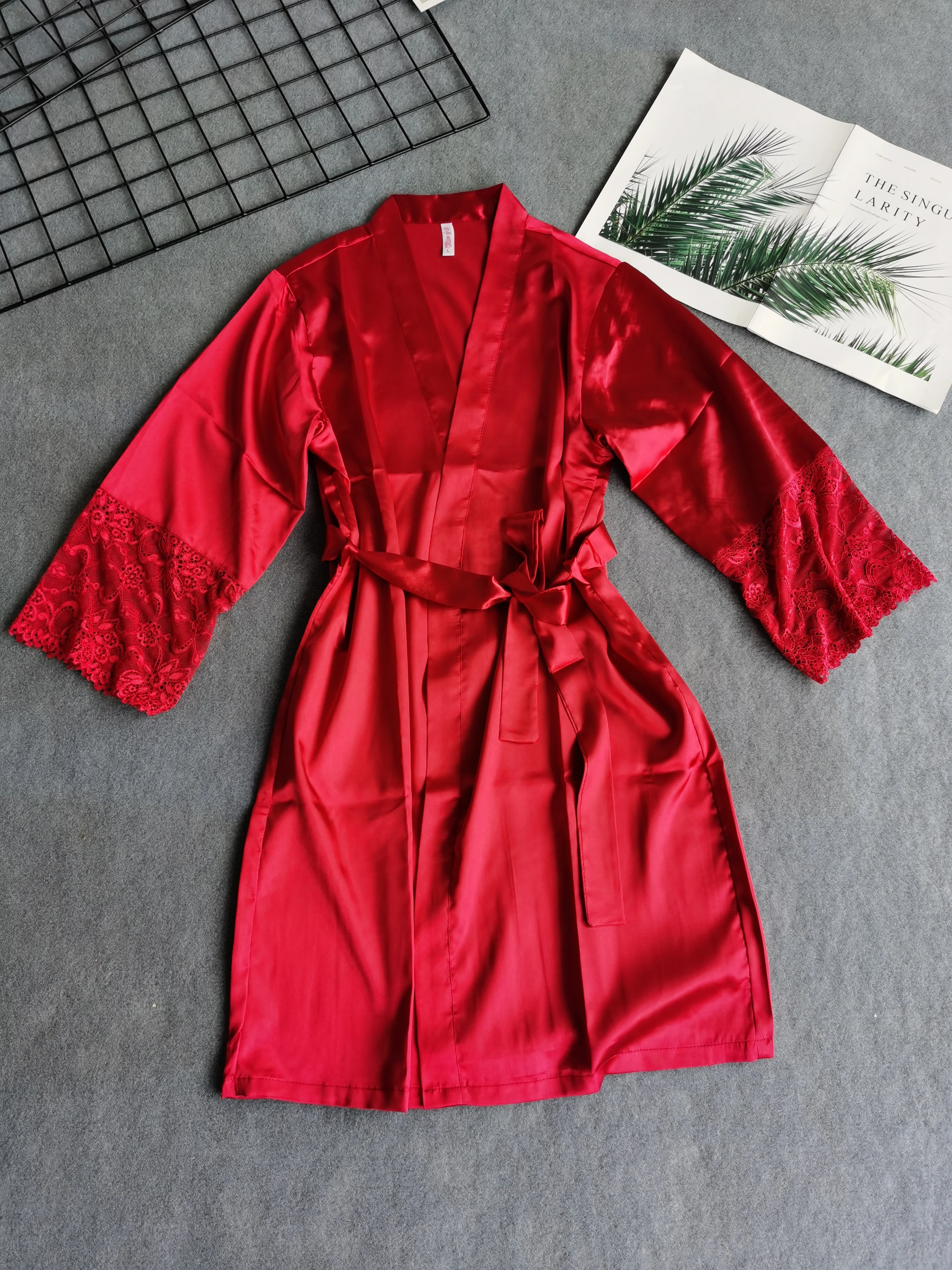 Халат кимоно Женский Шелковый Атласный однотонный с кружевной отделкой|Халаты| |