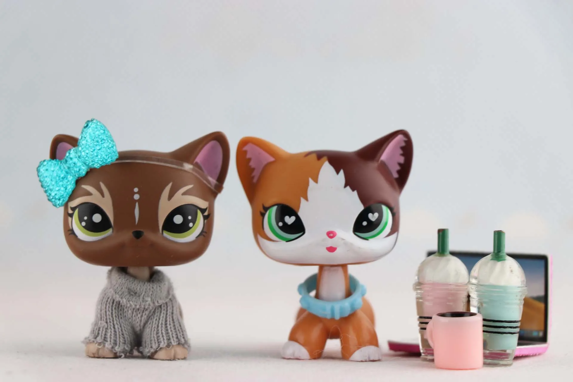 Магазин домашних животных огнеукороченный Кот лось короткий с 7 шт. аксессуаров