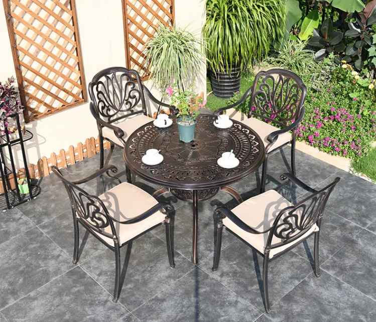 

Outdoor cast aluminum table, chair, courtyard furniture suit, leisure villa, outdoor balcony garden, outdoor iron terrace table