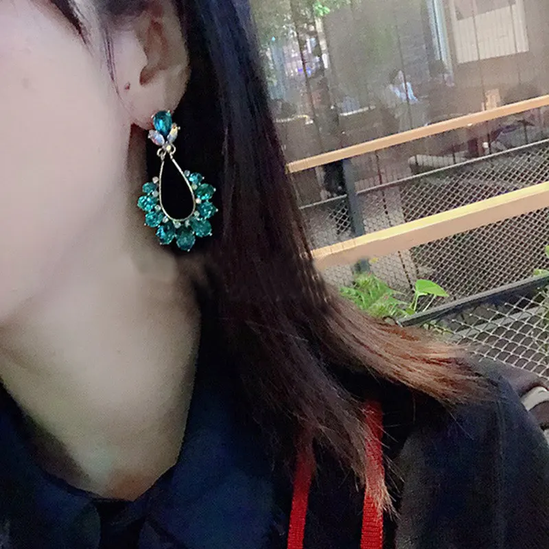 Новые модные геометрические аксессуары в Корейском стиле с кристаллами форме