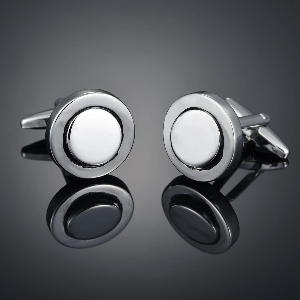 

Round hat, cufflinks, French long sleeve shirt, spiked shirt, cufflinks