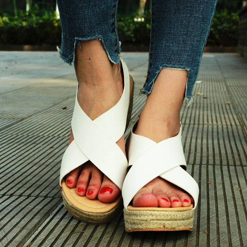 Новые женские туфли лодочки Босоножки на платформе и высоком каблуке с