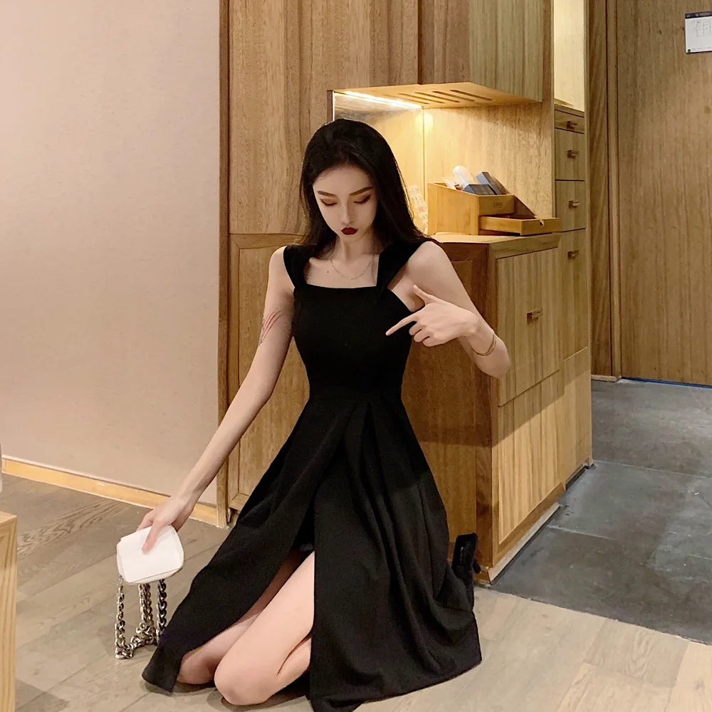 

2021 new summer Hepburn French shoulder sexy suspender dress black dress cross border women's wear