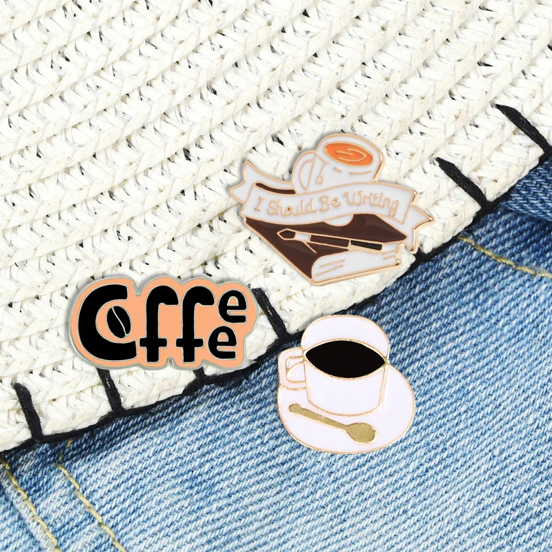 Мне нужна эмалированная булавка в форме кофейной чашки для лацкана женщин и