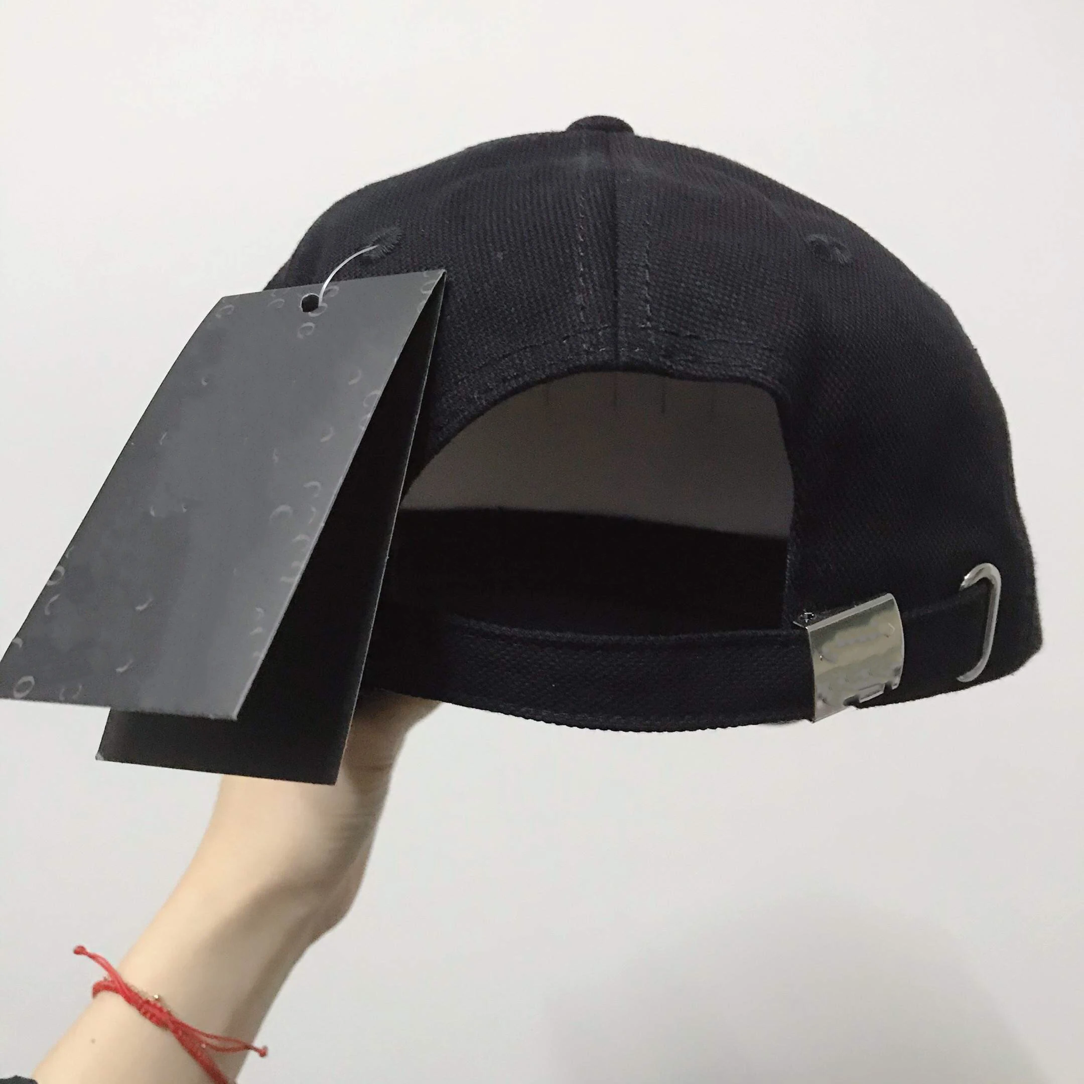 

2021 New Unisex Baseball Cap Luxury Brand Designer Letter Embroidery Snapback Hat Hip Hop Outdoor Adjustable Summer Brand Hat