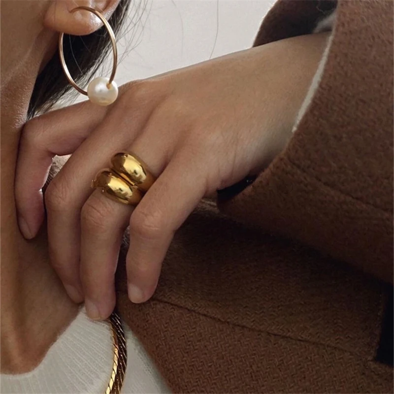 Женское кольцо на палец AOMU широкое металлическое золотистого цвета с