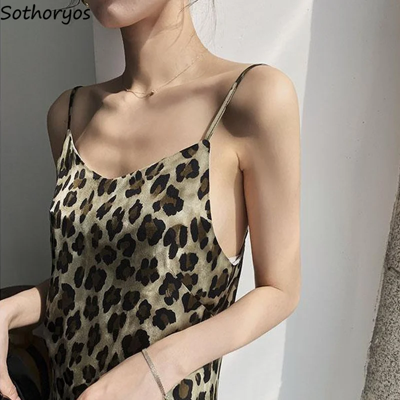 

Платье женское без рукавов, пикантная элегантная винтажная уличная одежда с леопардовым принтом, классический легкий универсальный Сарафа...