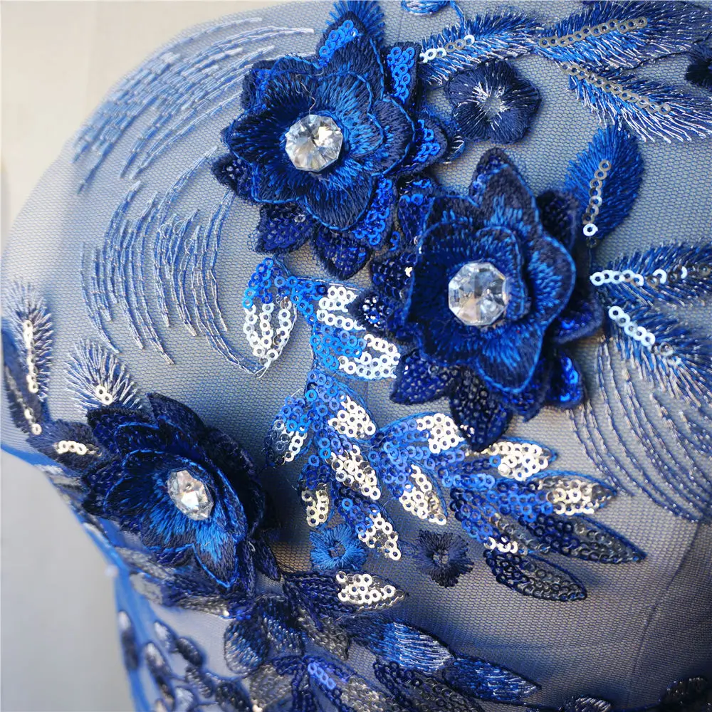 Цветочная кружевная ткань Королевского синего цвета с 3D цветами вышитые