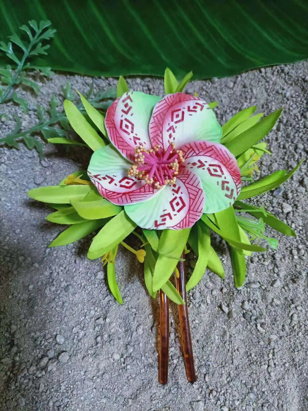 Рисунок 4 - Разноцветные стики для волос