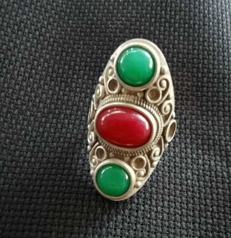 

Archaize White copper inlay imitation Rubies and emerald ring