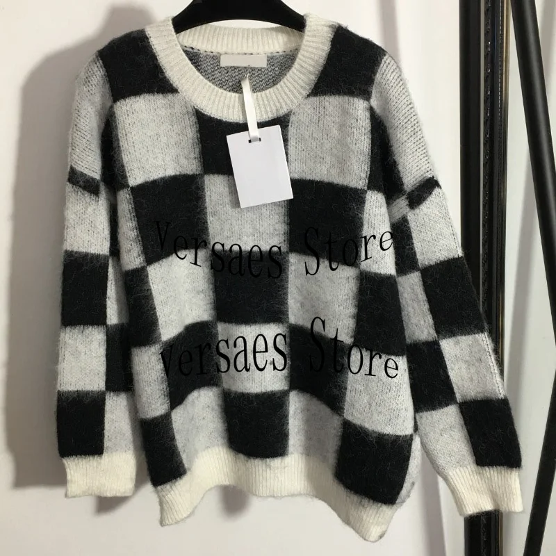 

2021 luxury design fashion contrast check women's knitted sweater temperament round neck long sleeve sweater mohair sweater
