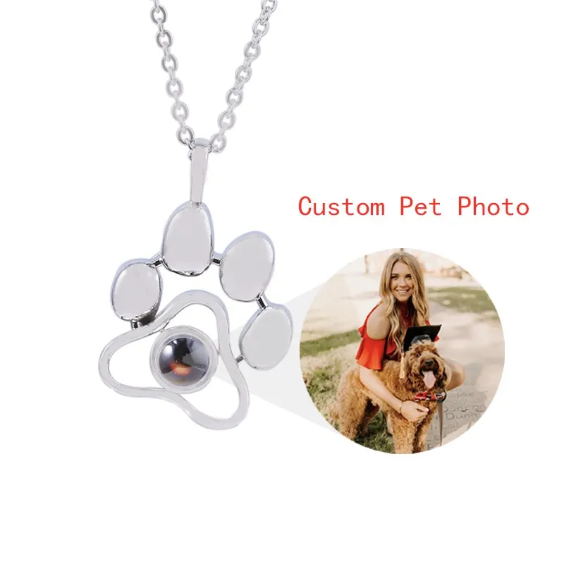 

Custom Pet Photo Projection Necklaces Cute Dog Bone Cat Paw With Owners Picture Choker Necklace For Friends Family Souvenir Gift