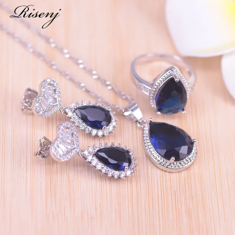 Комплект из колье серёг кольца и браслета серебристого цвета|Ювелирные наборы