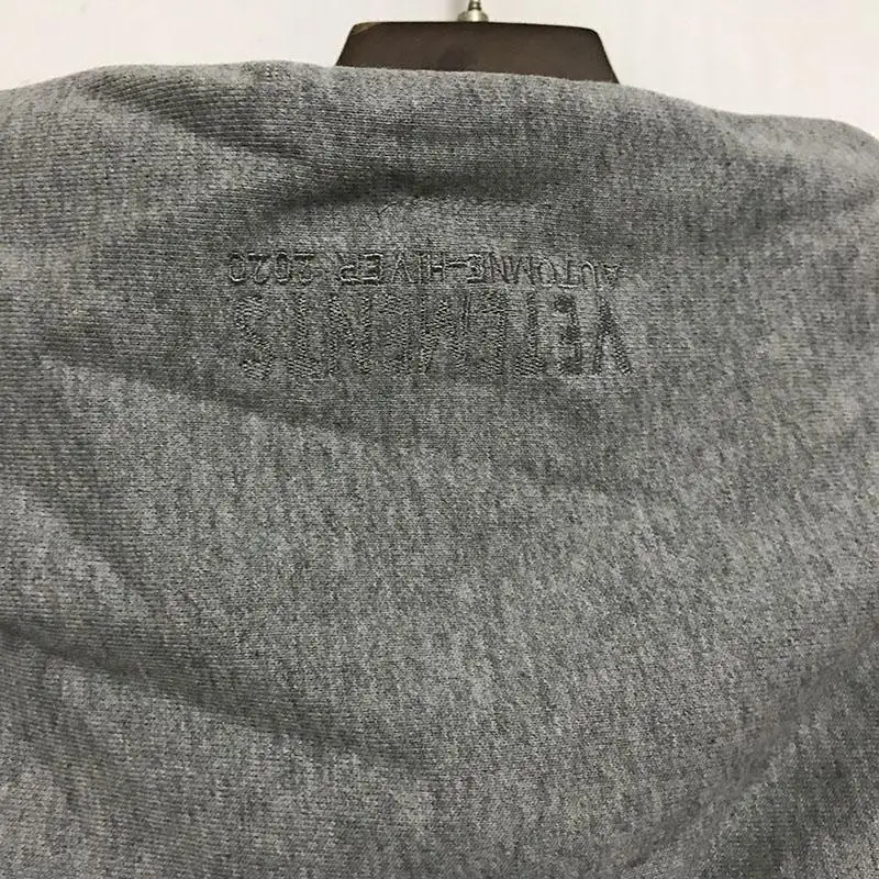

Vetements Hoodie Autumn Winter Black Gray Embroidery Vetements Sweatshirts Fashion Casual Big Tag Vetements Pullover