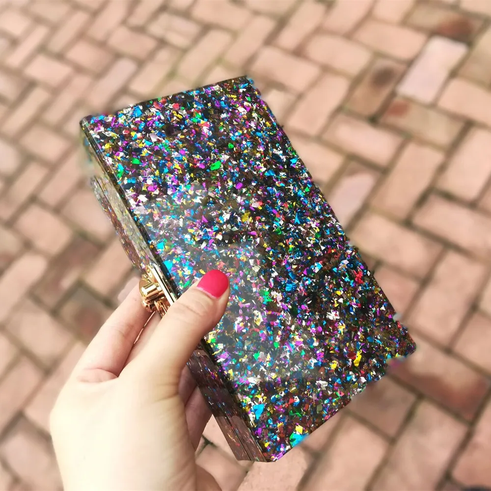 Цветные яркие разноцветные акриловые клатчи сумки через плечо женские