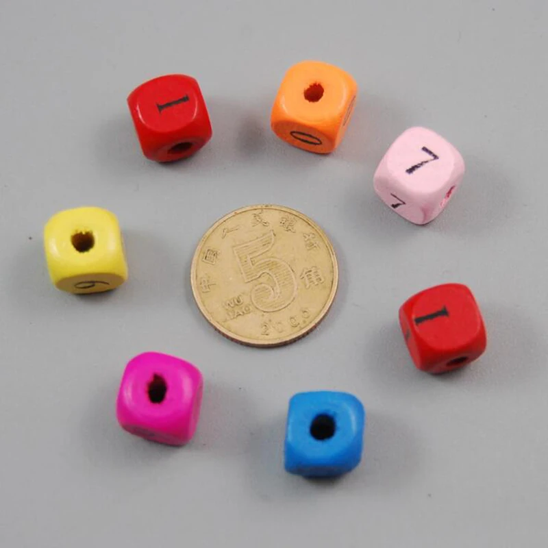 

50pcs Wooden Beads 1*1cm Natural Ball Wood Spacer Beads for Jewelry Making Toy DIY Bracelet Necklace 5~7 Years,2~4 Years