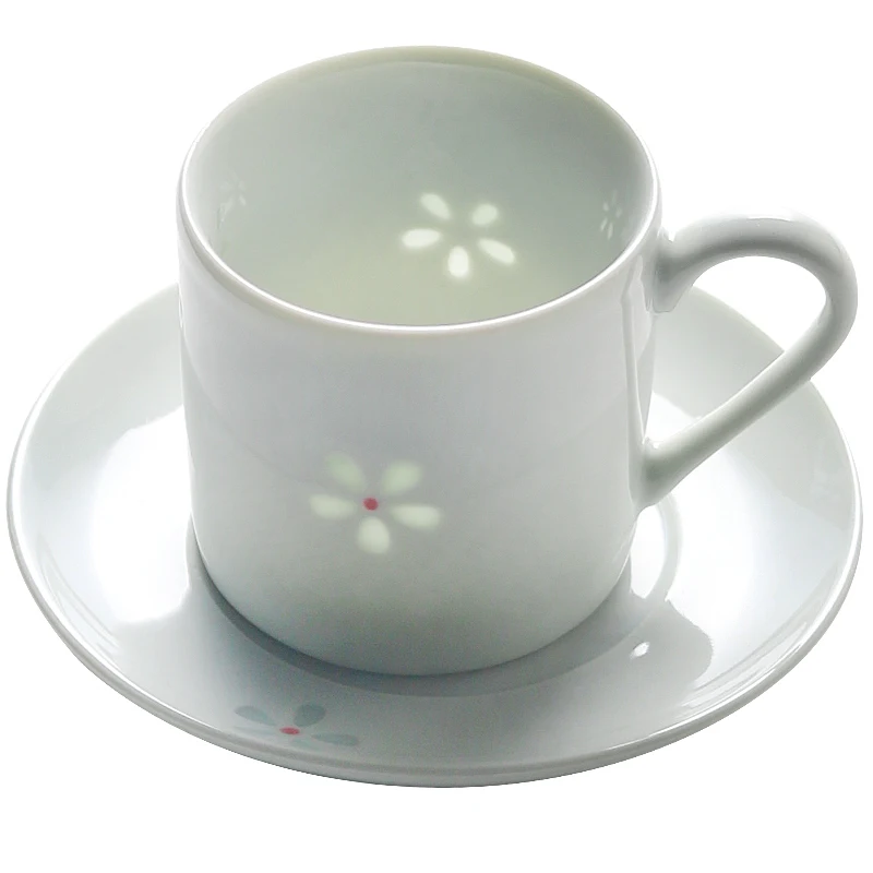 

Creative European Coffee Cup Royal Ceramic Bone China Tea Cup With Handle Handmade Saucer Xicara Porcelana Home Cups OO50CS