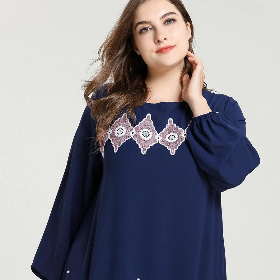 

2021 Muslim Large Size Fashion Women's Dress with Blue Embroidered Nail Bead Muslim Temperament All-around Dress Abaya