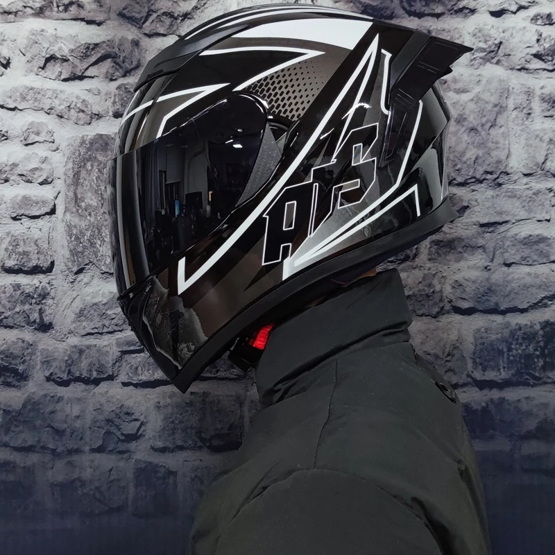 Мотоциклетный шлем на все лицо всесезонный универсальный для мужчин и