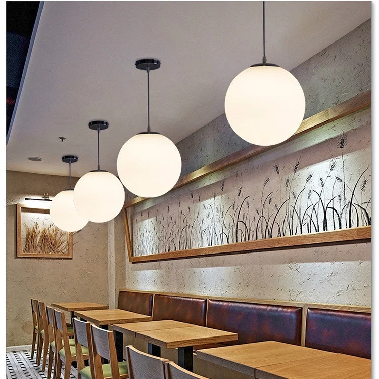 Простая сферическая стеклянная шаровая люстра с одной головкой креативная