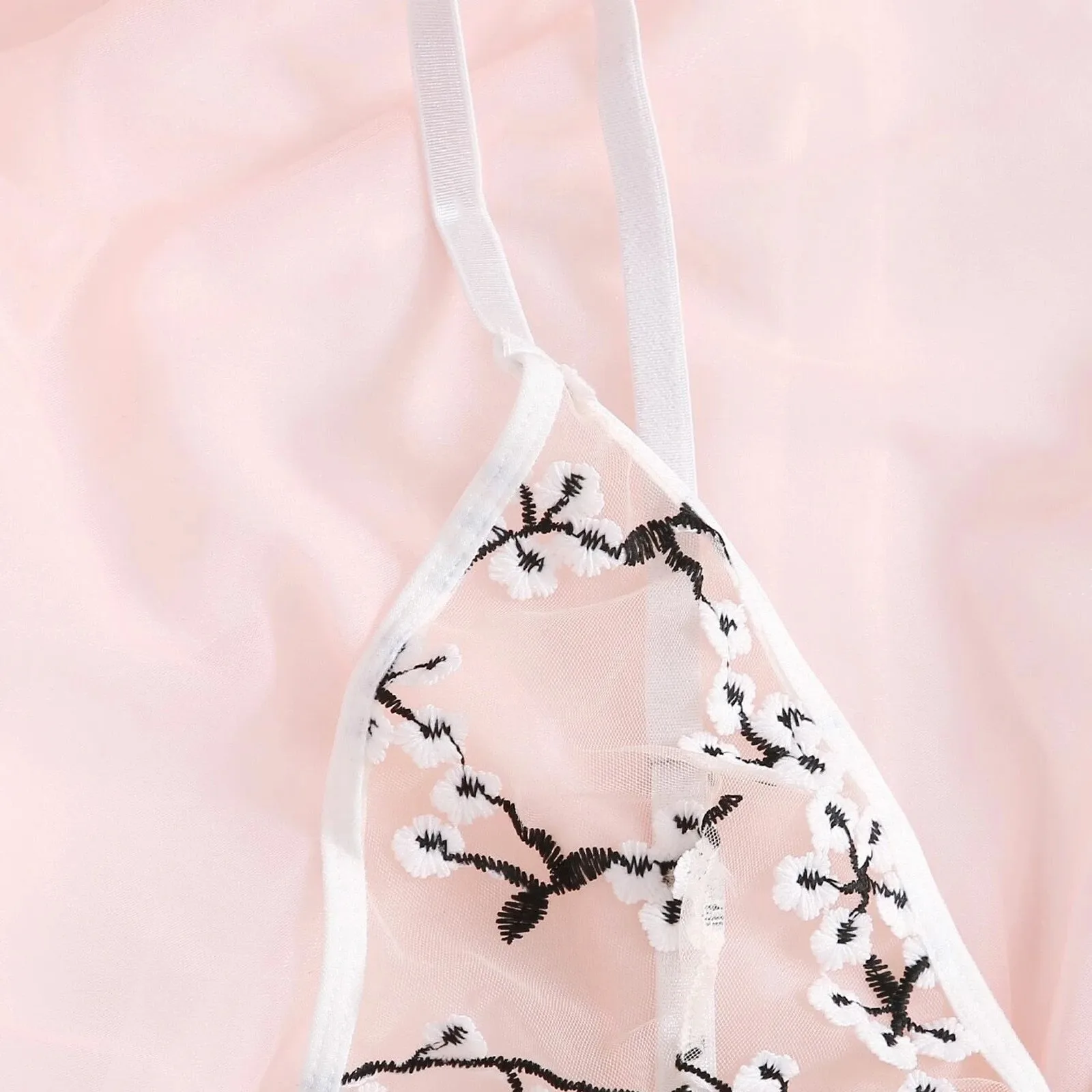 

Hot Exotic Sets Bra New Sexy Fashion G-String Thong Sleepwear Underwear Lingerie Flower Lace Babydolls Embroidery Bandage